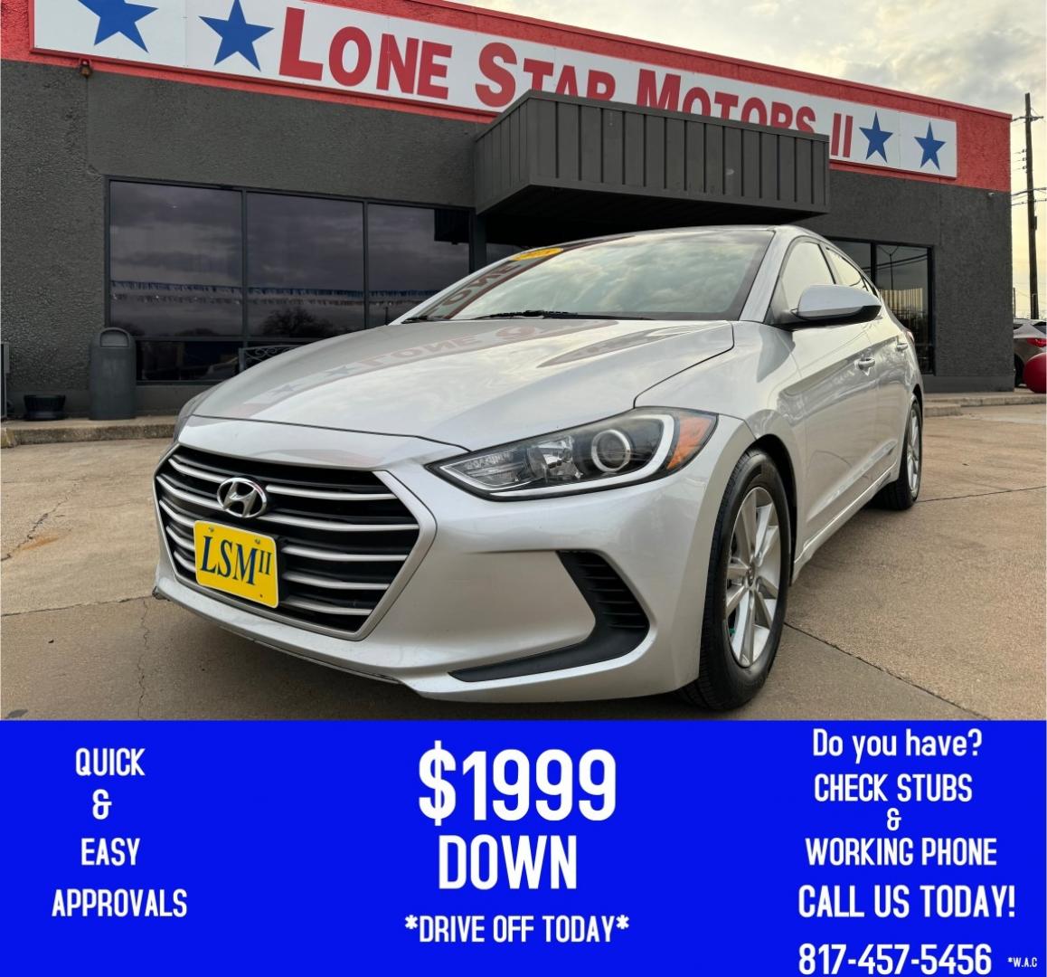 2018 SILVER /Gray HYUNDAI ELANTRA Limited 4dr Sedan (5NPD84LF7JH) with an 2.0L I4 engine, Automatic 6-Speed transmission, located at 5900 E. Lancaster Ave., Fort Worth, TX, 76112, (817) 457-5456, 0.000000, 0.000000 - This is a 2018 Hyundai Elantra Limited 4dr Sedan that is in excellent condition. There are no dents or scratches. The interior is clean with no rips or tears or stains. All power windows, door locks and seats. Ice cold AC for those hot Texas summer days. It is equipped with a CD player, AM/FM radio, - Photo#0